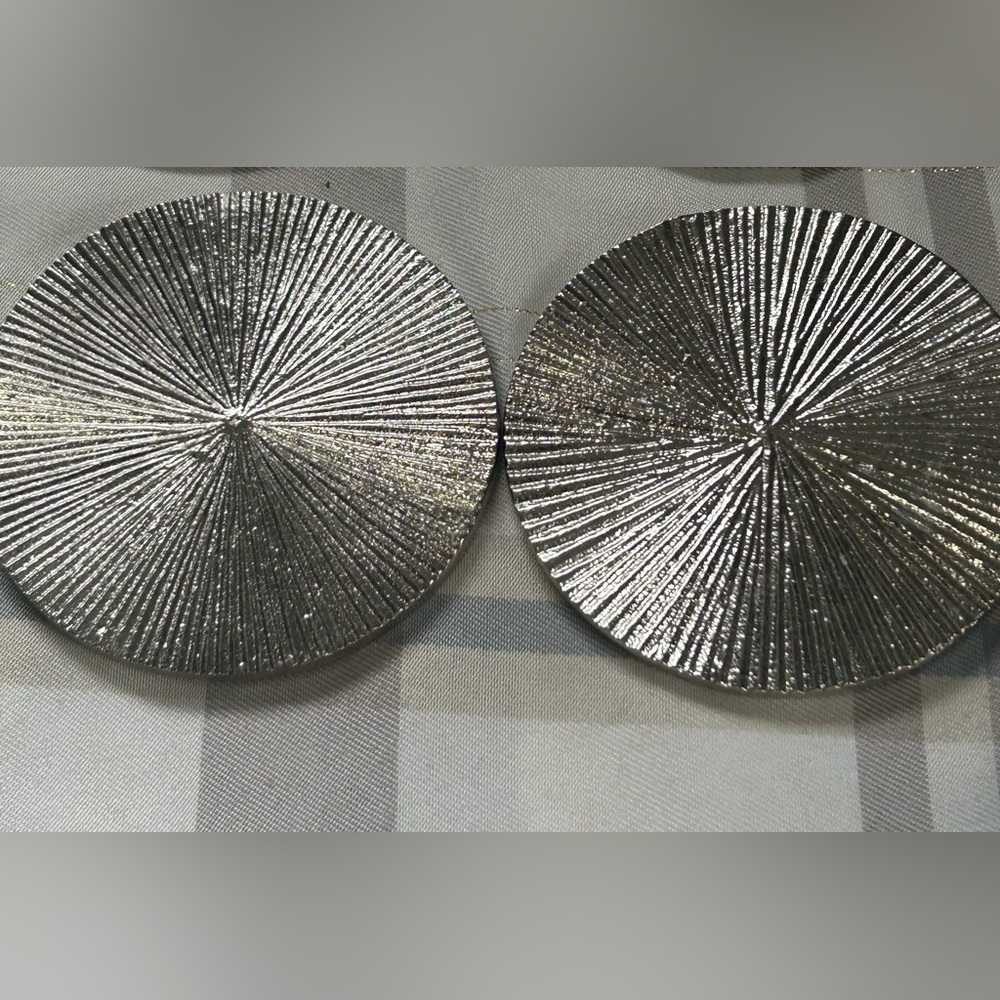 SIX VINTAGE COASTERS SILVER TONE - Picture 3 of 10